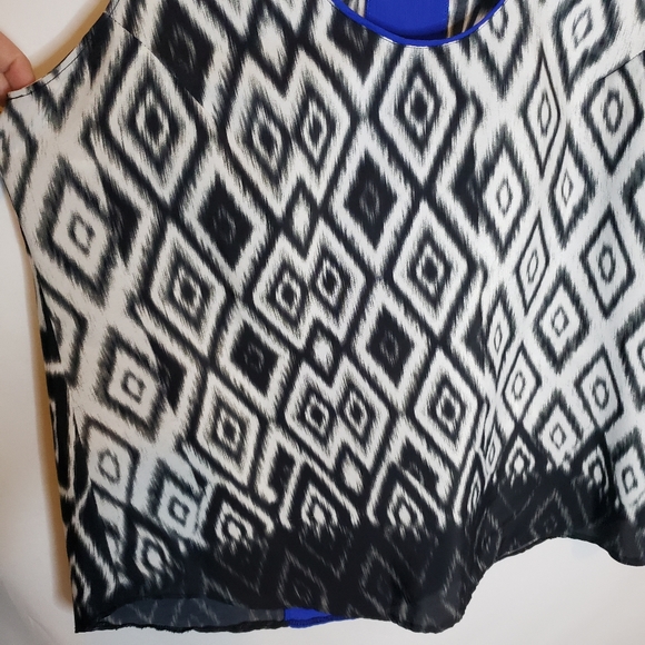 Charlie jade light weight tank abstract print L - Picture 2 of 4